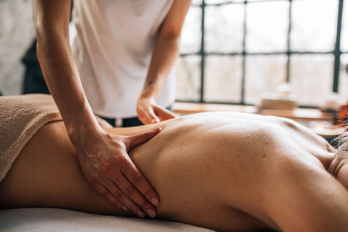 Deep tissue massage treatment
